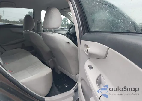 2013 Toyota Corolla L z USA, uszkodzony, nr VIN 2T1BU4EE0DC083241